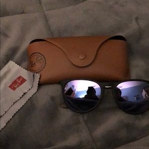 Raybans Erica classic they are a light purple